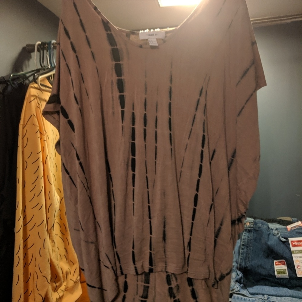 Forever 21 2x Tan & Black